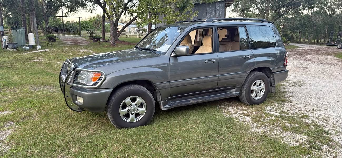 2002 Toyota Landcruiser - Sport Utility 4D