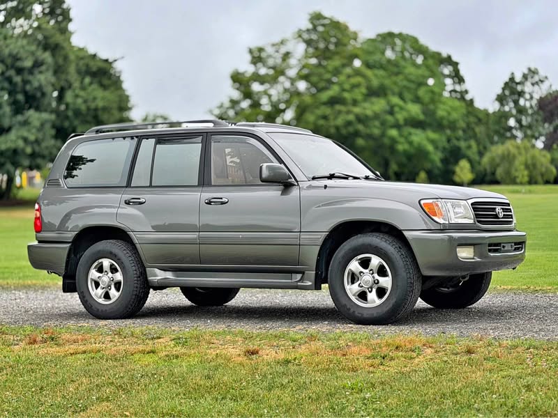 2000 Toyota Landcruiser - Sport Utility 4D
