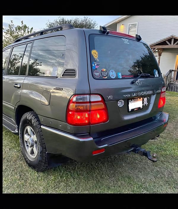 2000 Toyota Landcruiser - 100 series