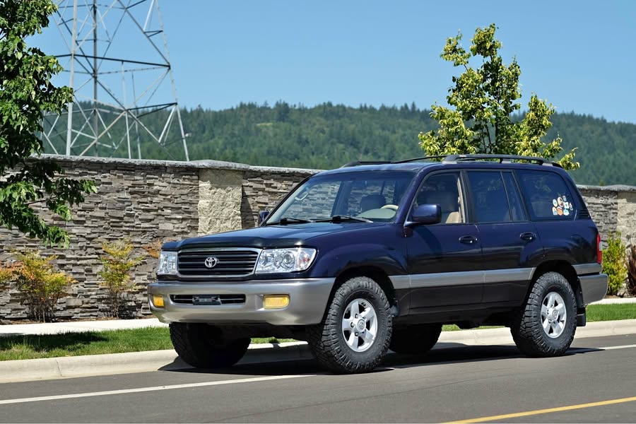 2000 Toyota Landcruiser - Sport Utility 4D