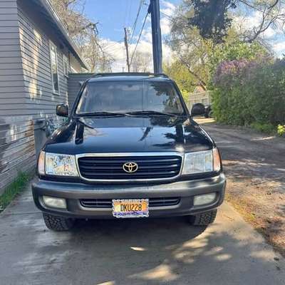 2001 Toyota Landcruiser - Sport Utility 4D