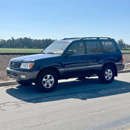 2000 Toyota Landcruiser - Sport Utility 4D
