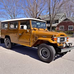 1979 Toyota Landcruiser - FJ45 Troopy Troop Carrier