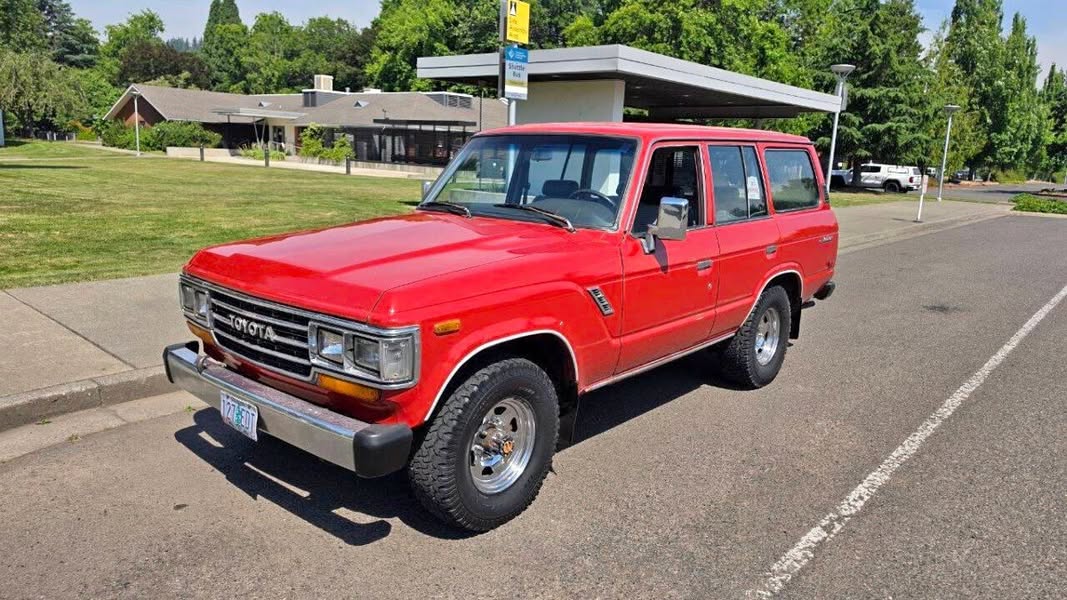 1988 Toyota Land Cruiser Base 4dr  SUV