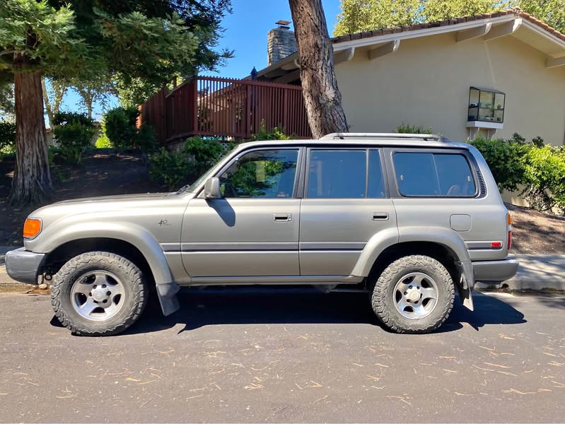 1997 Toyota Landcruiser - Sport Utility 4D