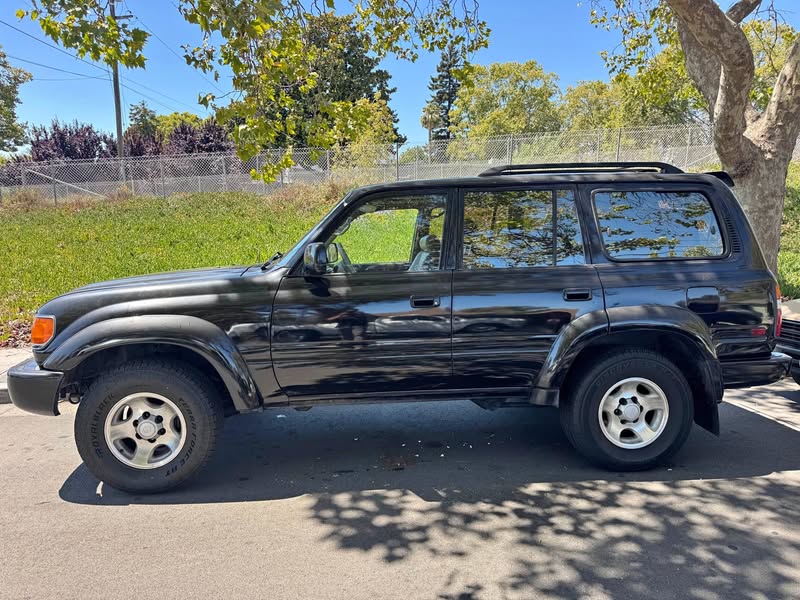 1997 Toyota Landcruiser - Sport Utility 4D