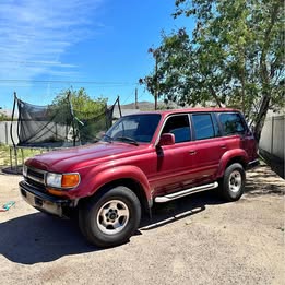 1994 Toyota Land Cruiser (Triple Locked)