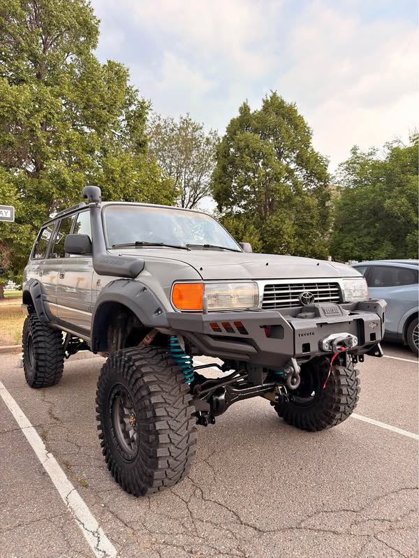 1997 Toyota Landcruiser - Sport Utility 4D