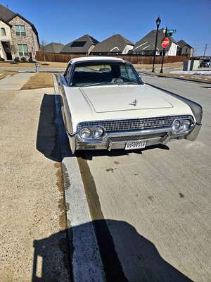 1961 Lincoln Continental - Convertible
