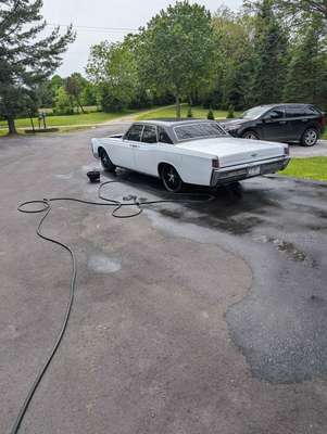 1968 Lincoln Continental - Sedan 4D