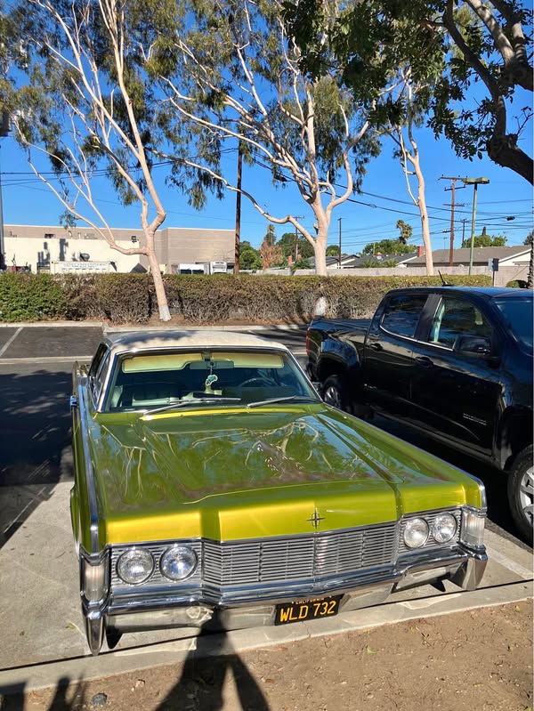 1968 Lincoln Continental - Sedan 4D