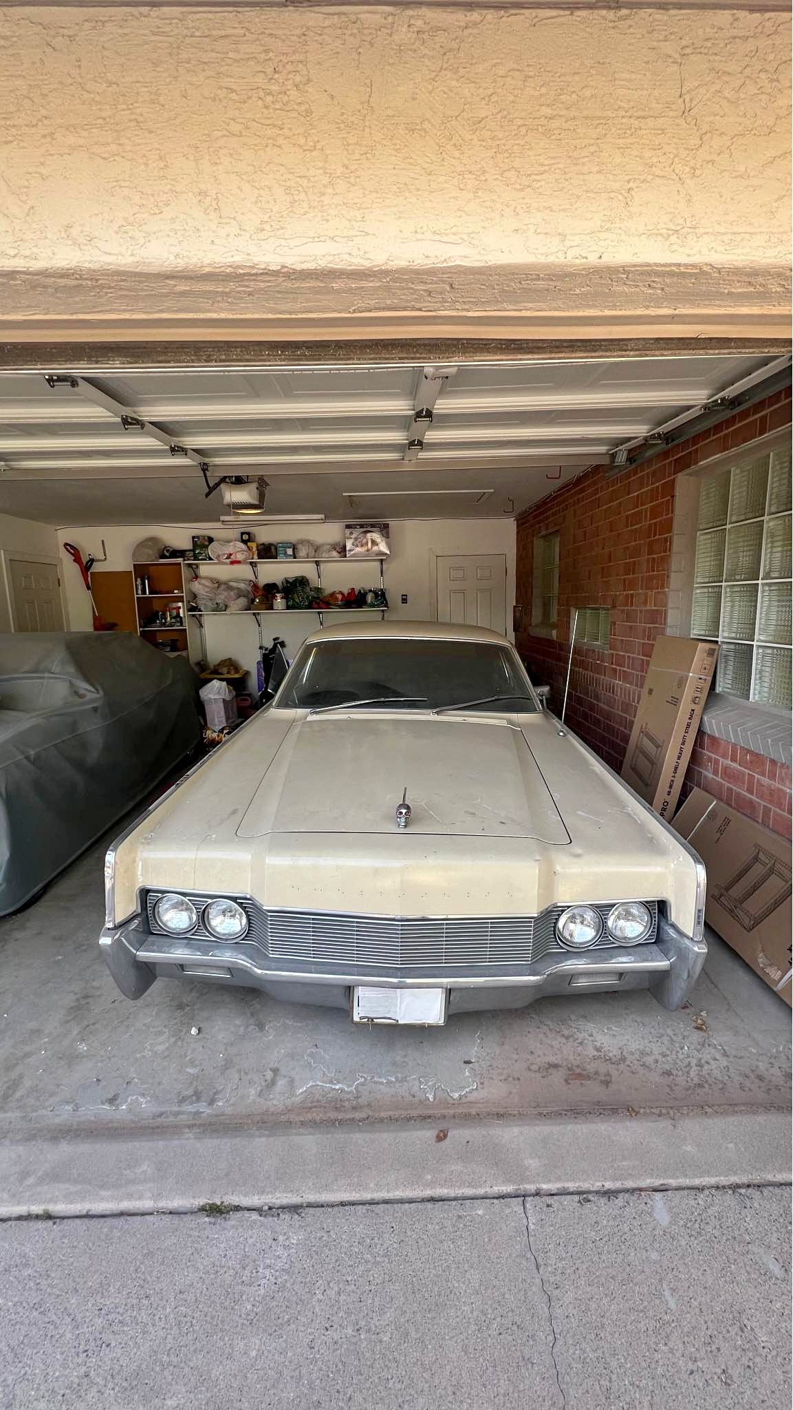 1966 Lincoln Continental - Sedan 4D