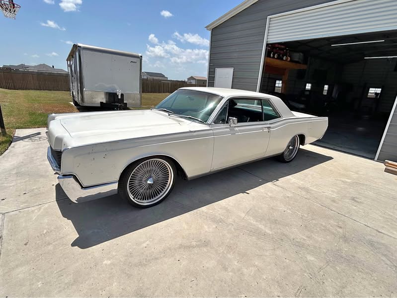 1966 Lincoln Continental