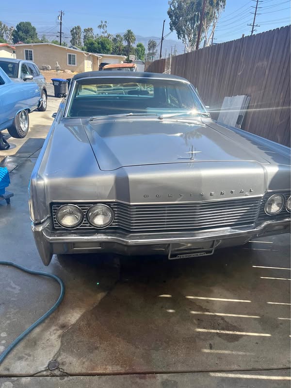 1966 Lincoln Continental
