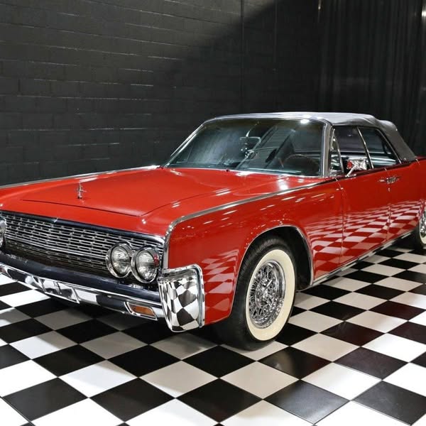 1962 Lincoln Continental SUPER NICE MUSUEM TYPE VEHICLE