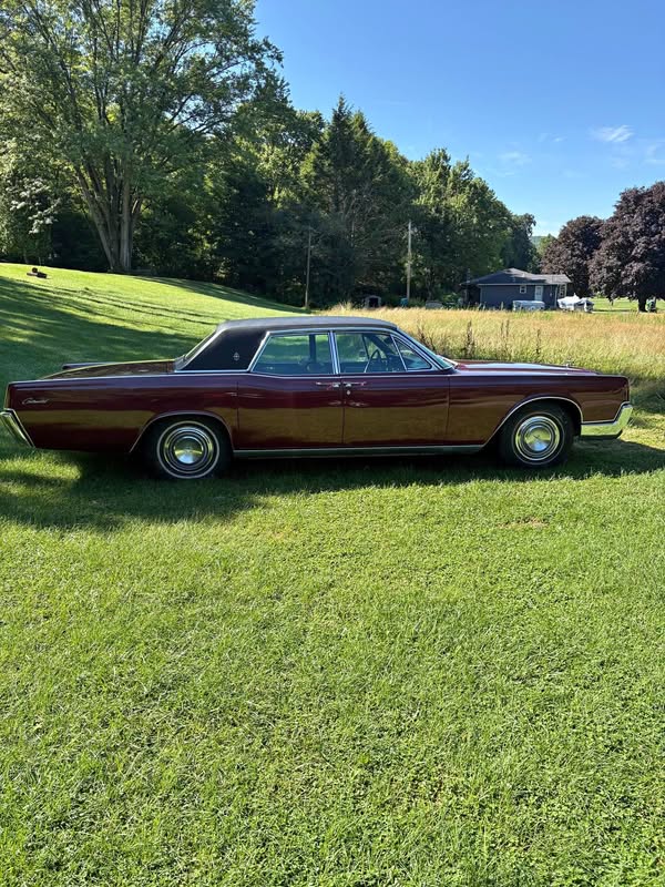 1967 Ford lincoln continental