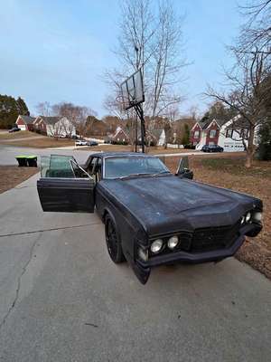1969 Lincoln Continental - Executive Sedan 4D