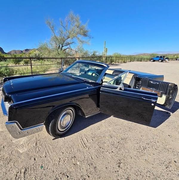 1967 Lincoln CONTINENTAL