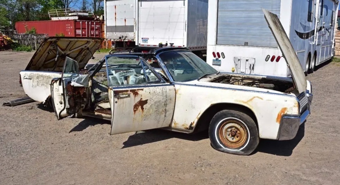 1963 Lincoln Continental