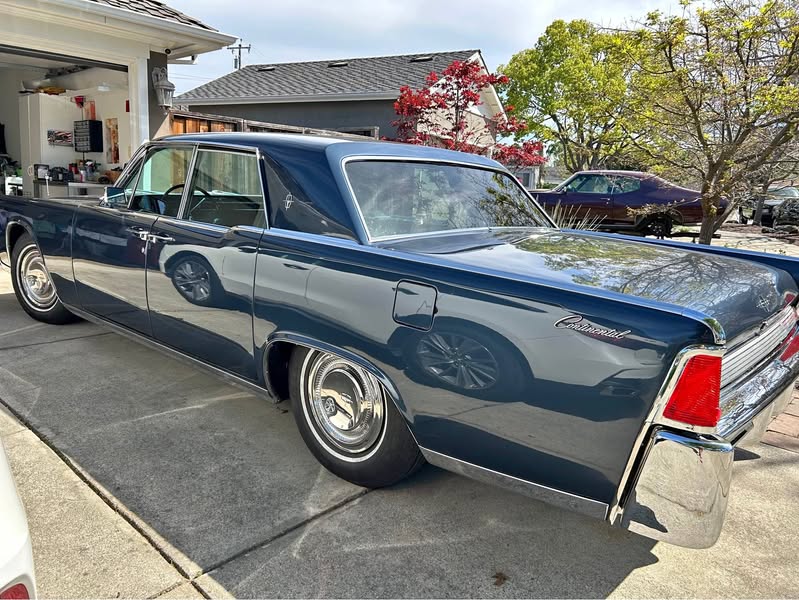 1964 Lincoln Continental