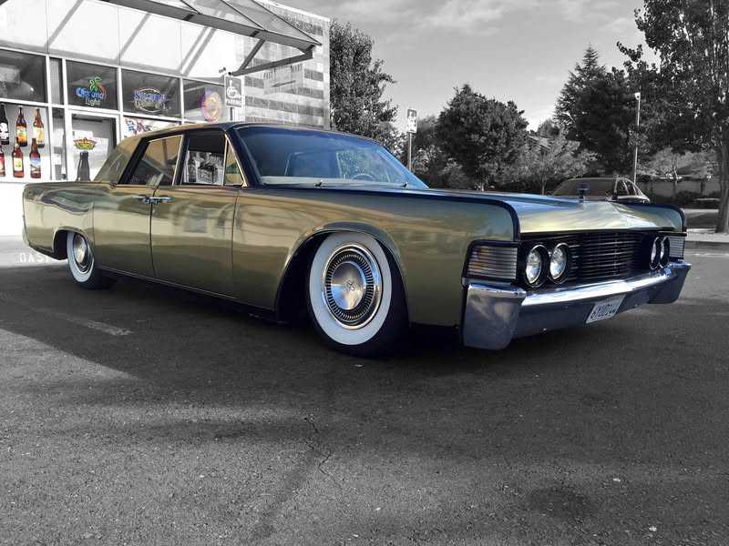 1965 Lincoln Continental - Sedan 4D