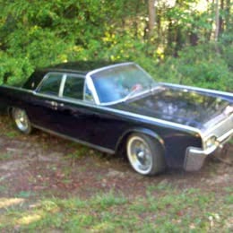 1961 Lincoln continental