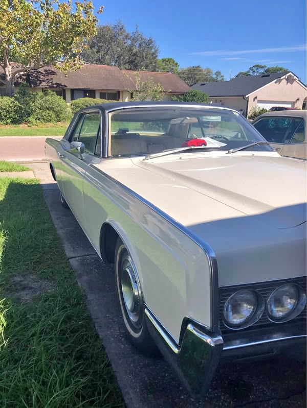 1967 Lincoln Continental Coupe* White leather* cruiser.