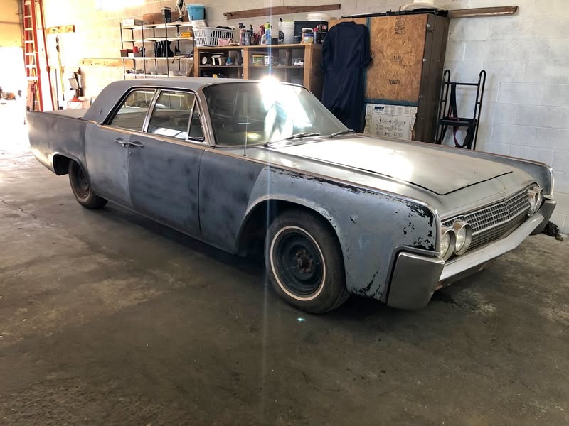 1963 Lincoln Continental - Sedan 4D