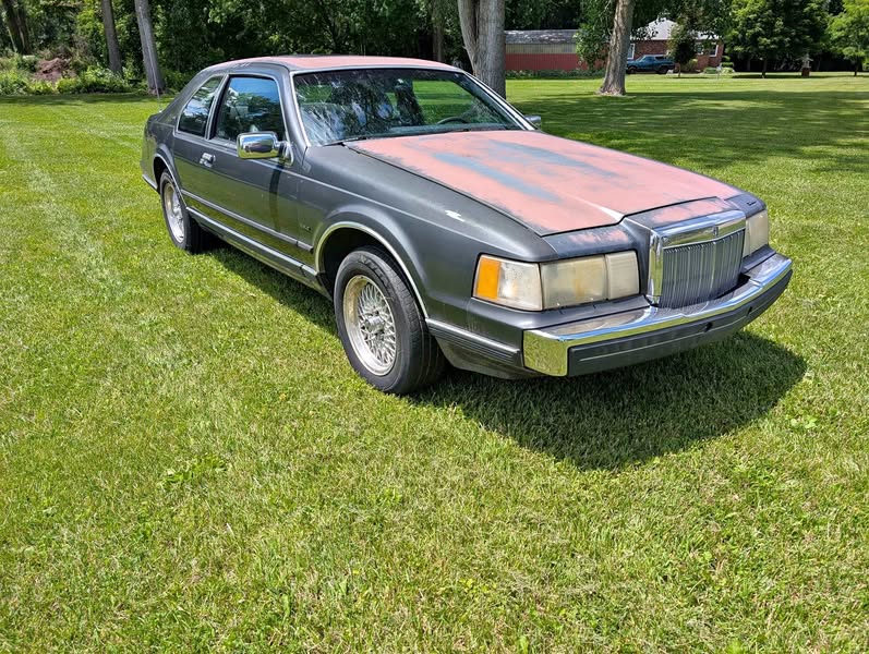 1986 Lincoln Mark VII LSC