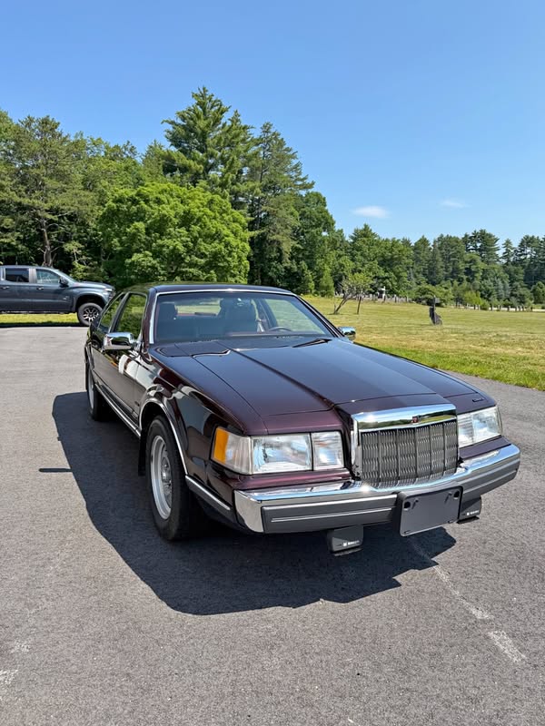 1988 Lincoln Mark VII - LSC Sedan 2D