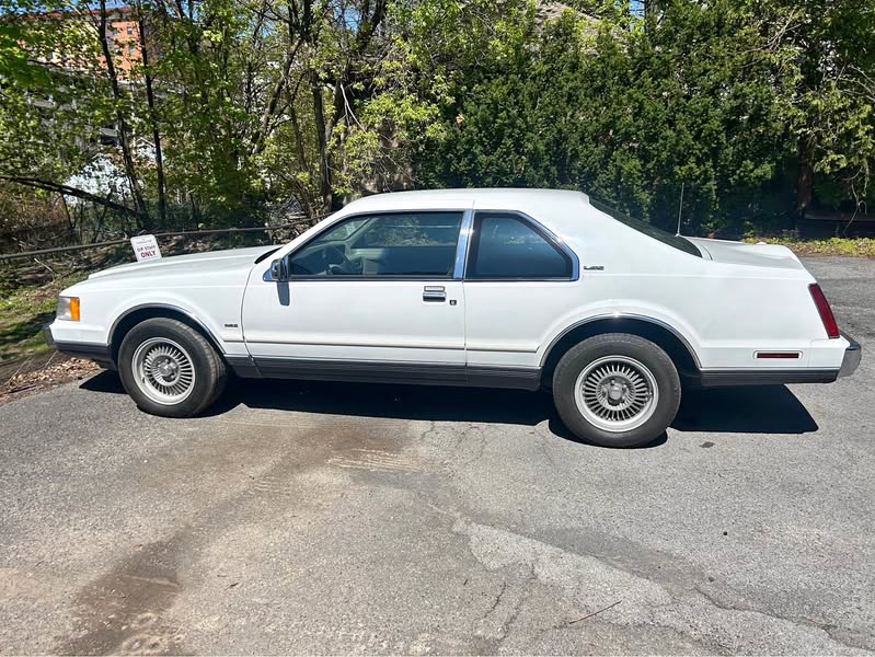 1988 Lincoln Mark VII - LSC Sedan 2D