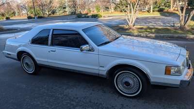 1990 Lincoln Mark VII BILL BLASS LUXURY COUPE