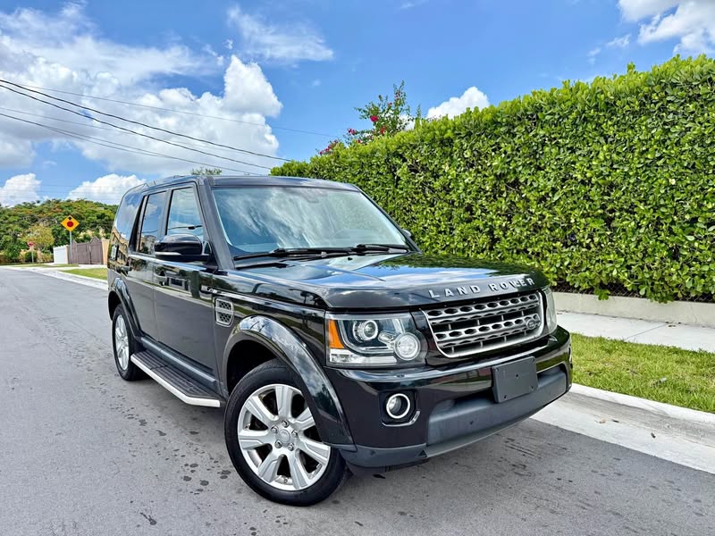 2016 Land Rover LR4 - Sport Utility 4D