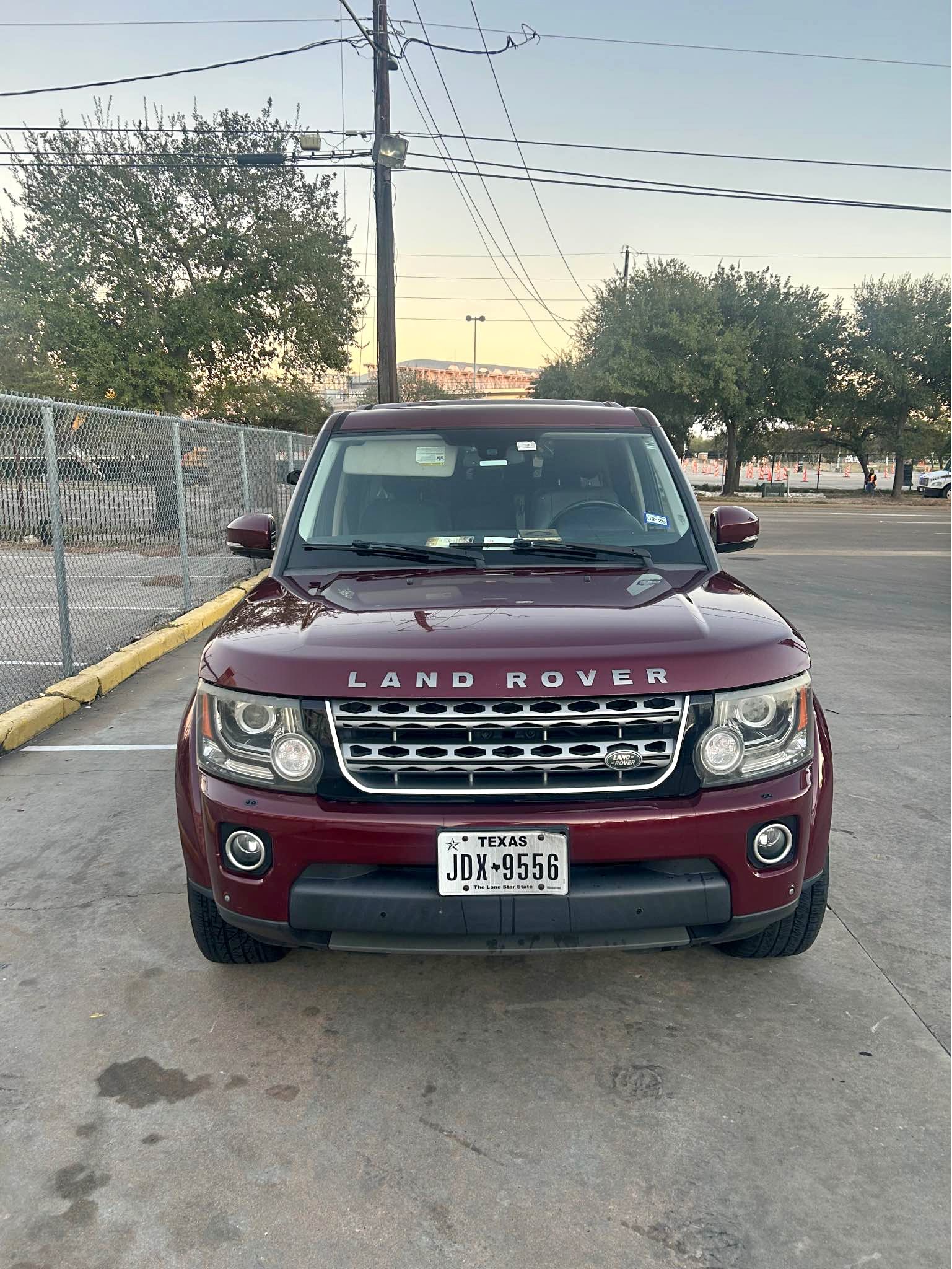 2016 Land Rover LR4 - LR4