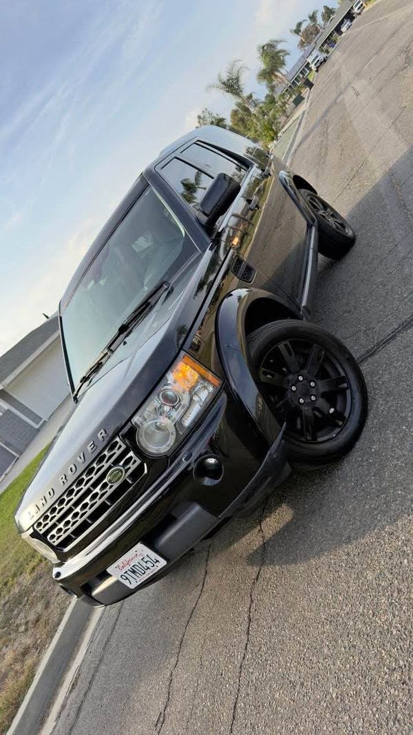 2010 Land Rover LR4 - HSE Sport Utility 4D