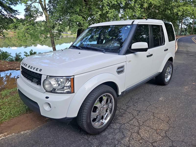 2012 Land Rover LR4 - HSE LUX Sport Utility 4D