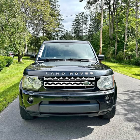 2010 Land Rover LR4 - HSE Sport Utility 4D
