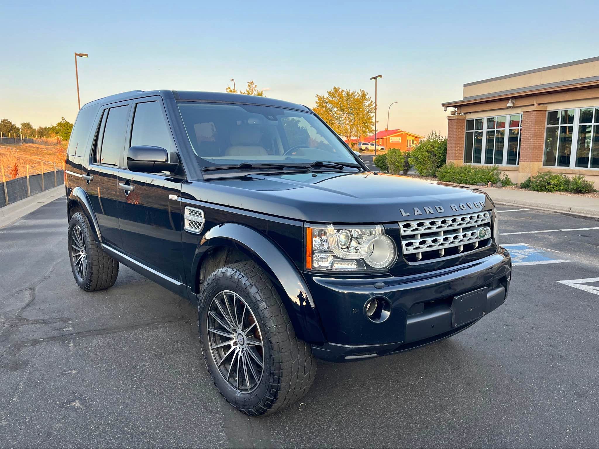 2012 Land Rover LR4 - 4x4 V8 CLEAN TITLE