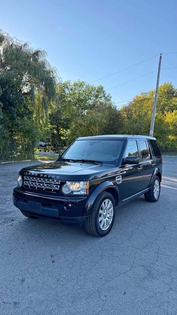 2013 Land Rover LR4 - HSE Sport Utility 4D