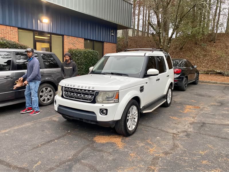 2014 Land Rover LR4 - Sport Utility 4D