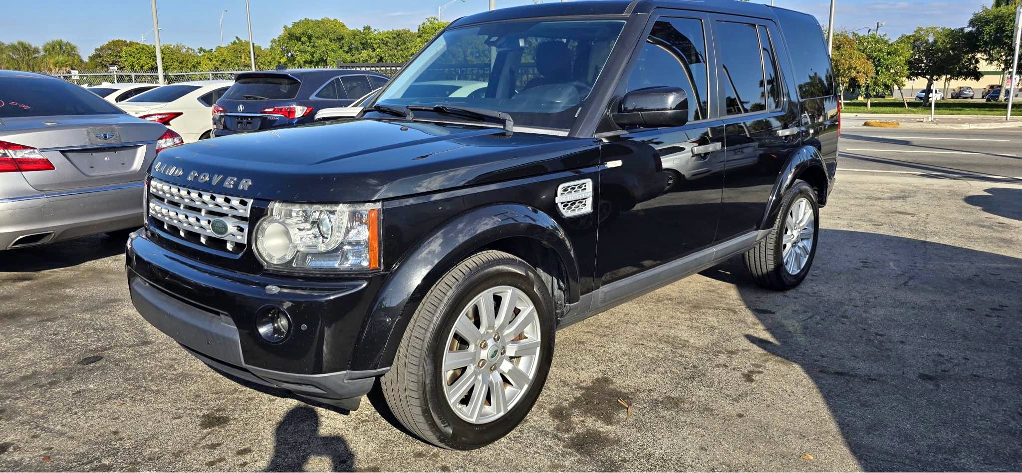 2013 Land Rover LR4 - HSE LUX Sport Utility 4D