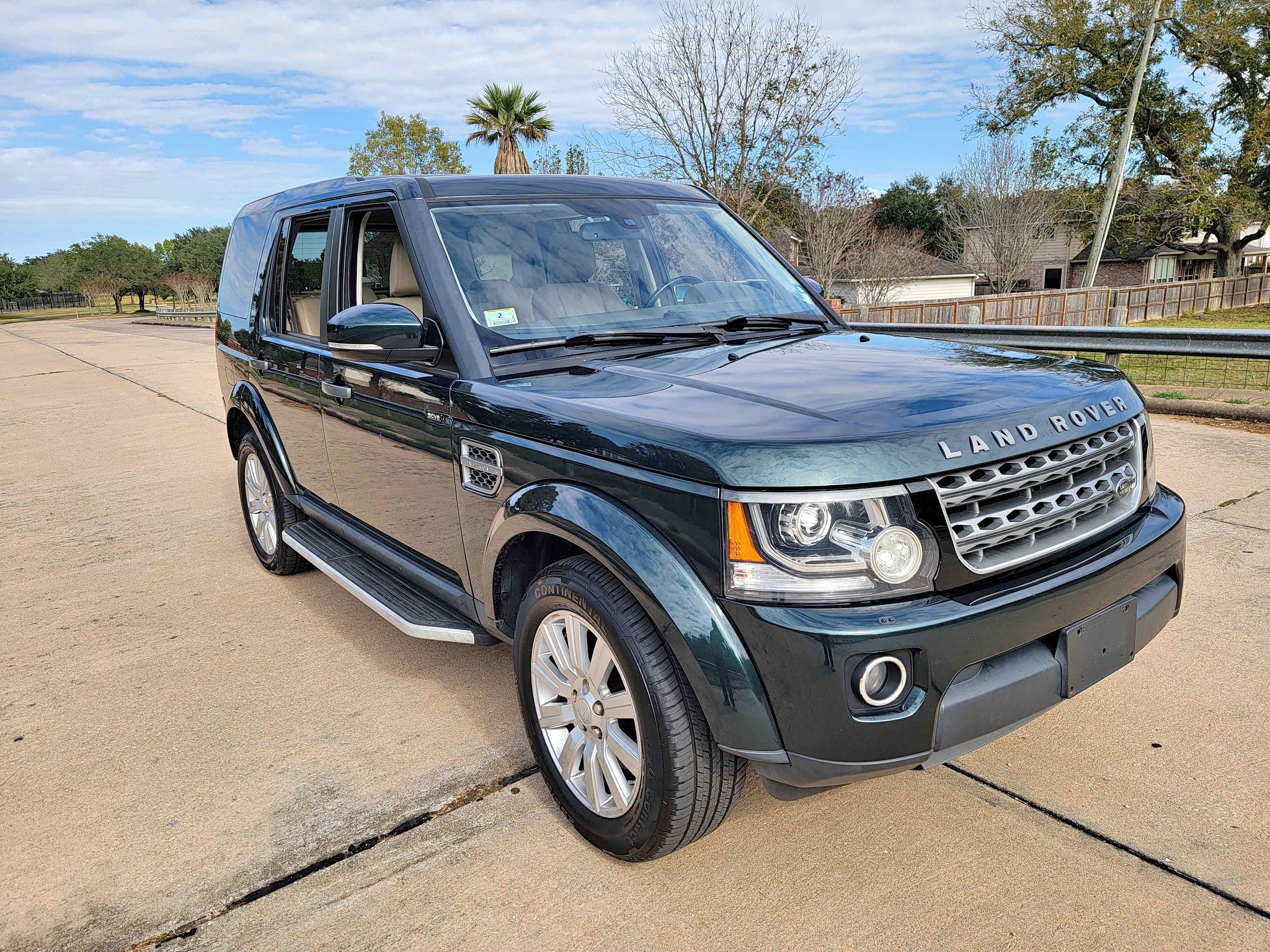 2016 Land Rover LR4 - Sport Utility 4D