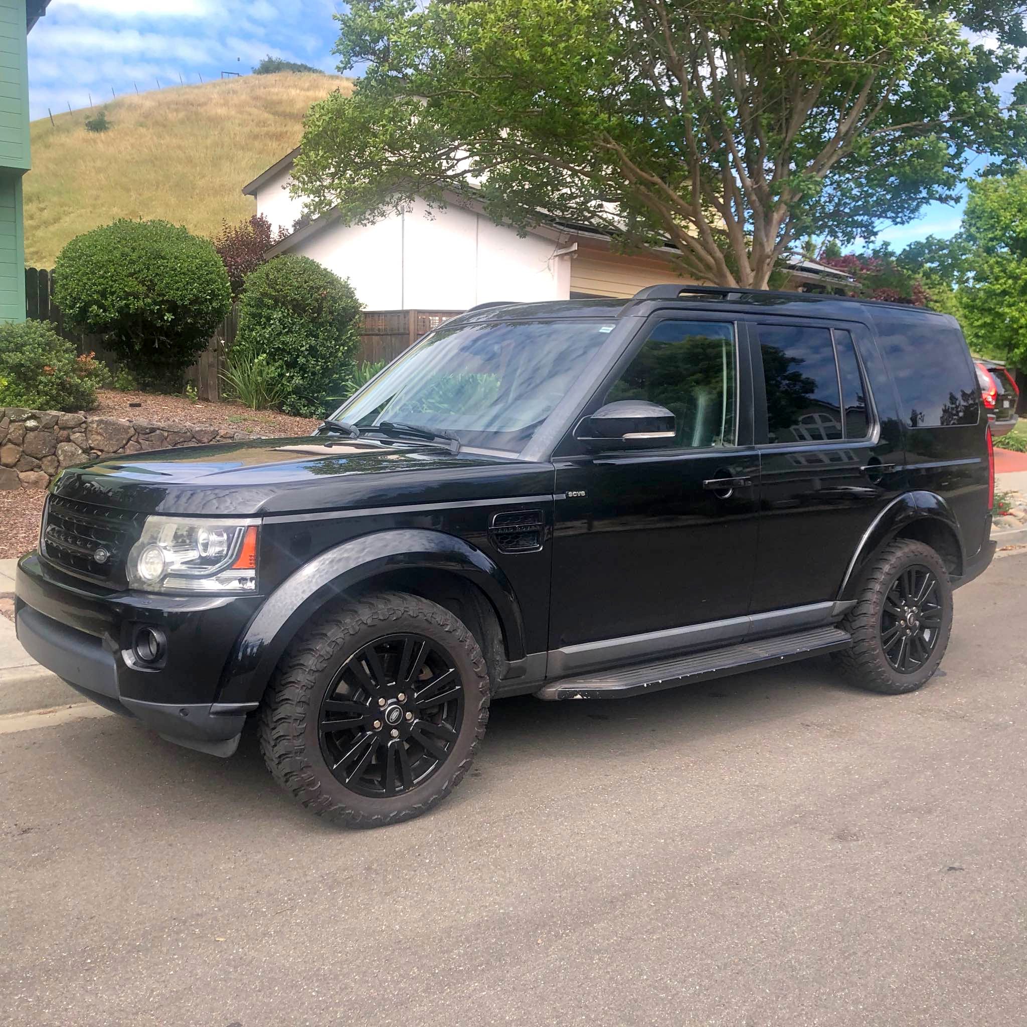 2015 Land Rover LR4 - HSE Sport Utility 4D