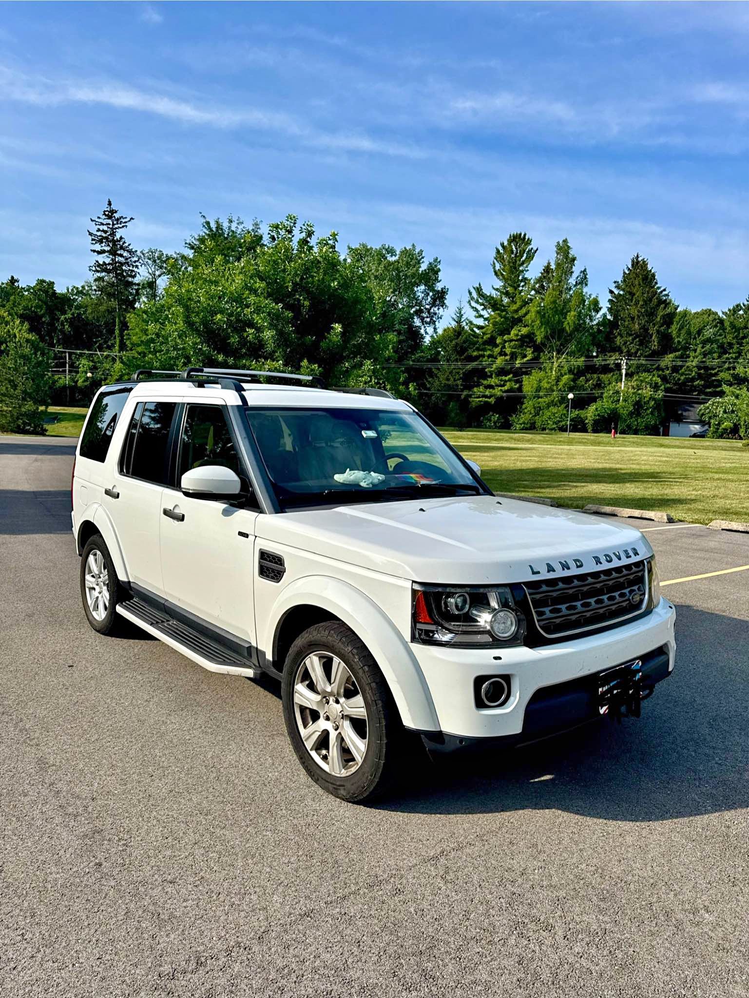 2015 Land Rover LR4 - HSE LUX Sport Utility 4D