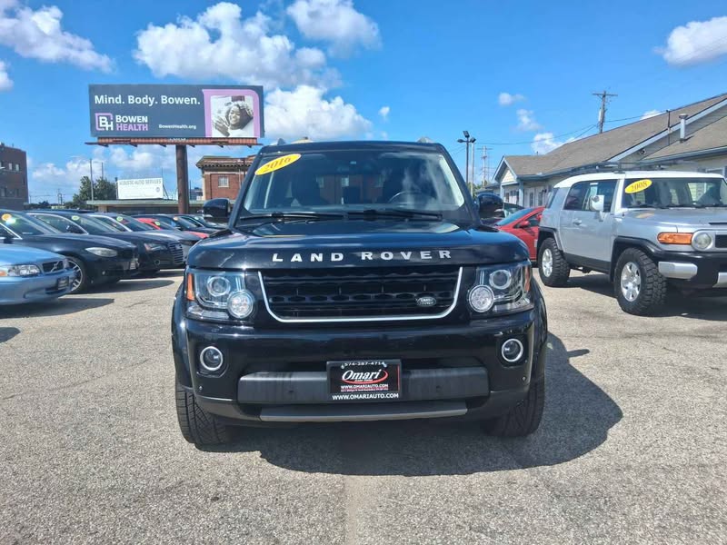 2016 Land Rover LR4 - LR4