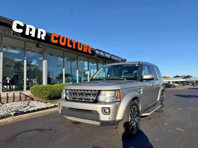 2016 Land Rover LR4 - LR4