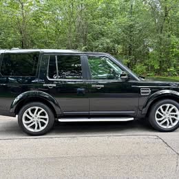 2010 Land Rover LR4 - Sport Utility 4D