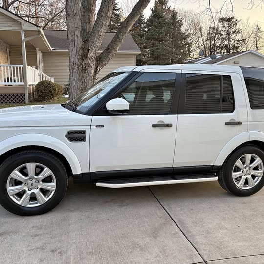 2016 Land Rover LR4