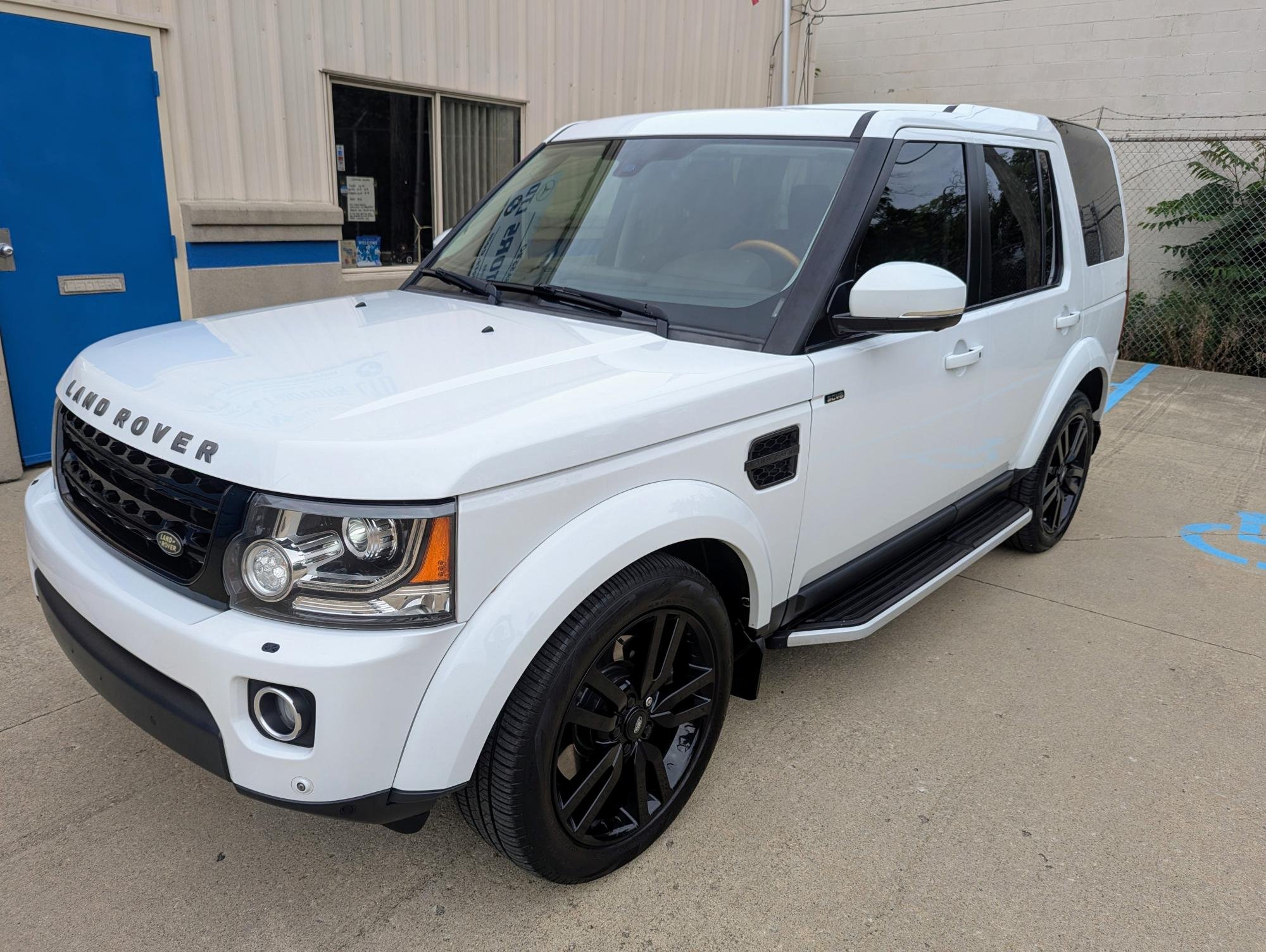 2015 Land Rover LR4