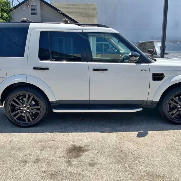 2016 Land Rover LR4 HSE AWD 4dr SUV